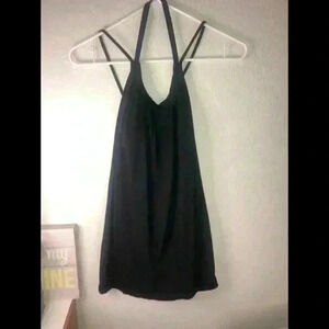 Lululemon black strappy workout tank with built in sports bra sz 4